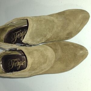 Fergie Heels size 6